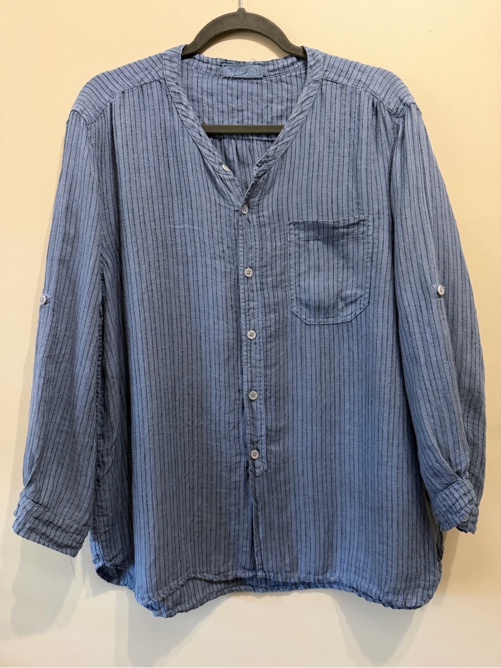 CP Shades Women’s Linen Roll Sleeve Button Down Top Sz Large Pinstripe Blue